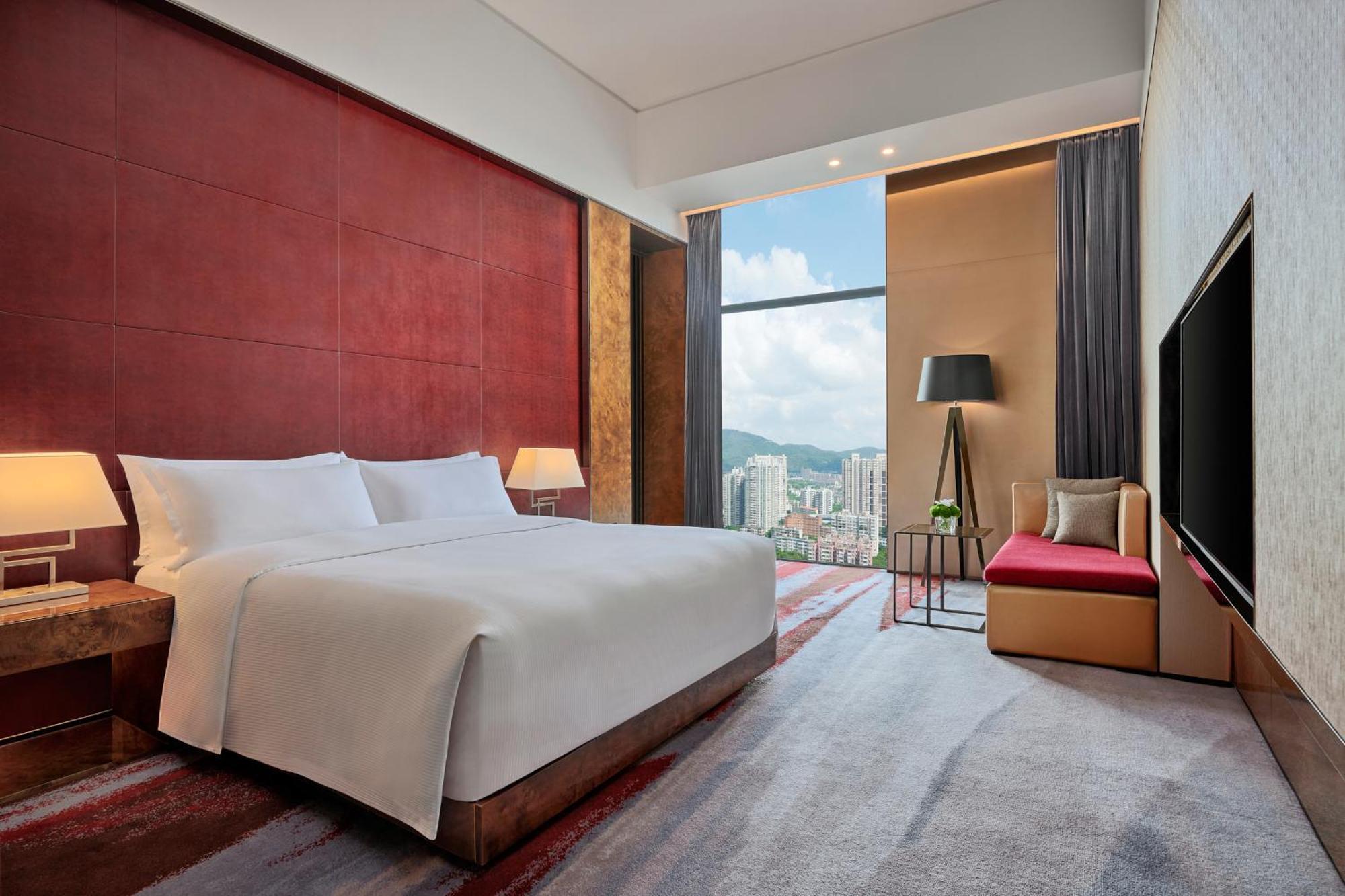 Hilton Guangzhou Tianhe - Free Shuttle Bus And Registration Counter Available During Canton Fair Period Exterior foto Deluxe Room