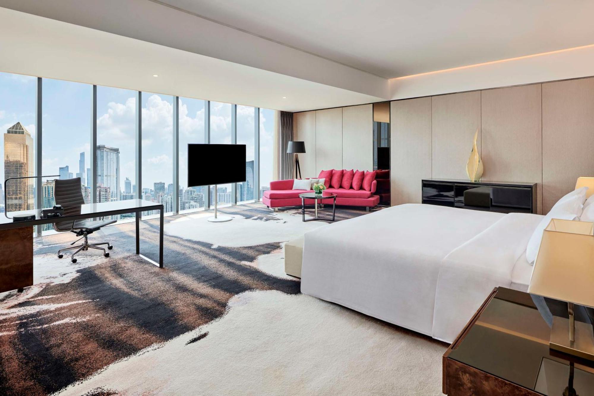 Hilton Guangzhou Tianhe - Free Shuttle Bus And Registration Counter Available During Canton Fair Period Exterior foto